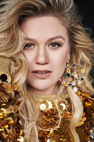 Kelly Clarkson